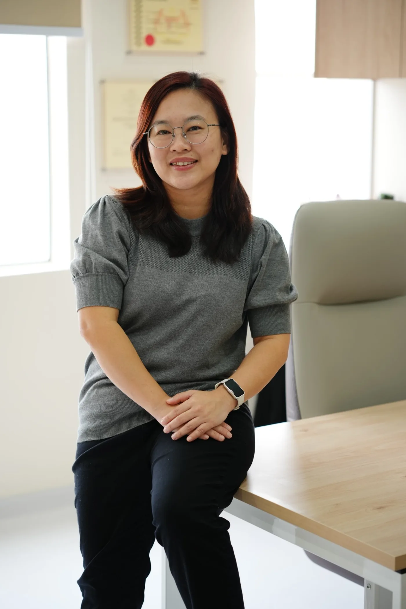 Dr. Leng Meng Chik, Consultant Obstetrician and Gynaecologist